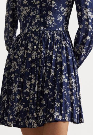 Короткое платье