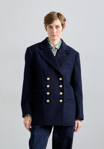 Шерстяное пальто