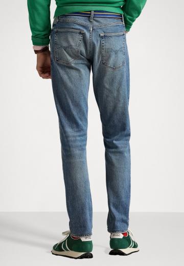 Узкие джинсы