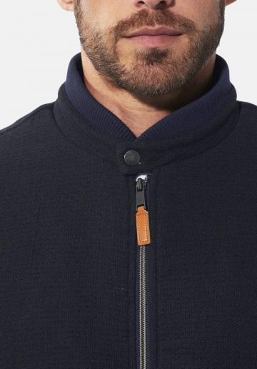 Куртка бомбер