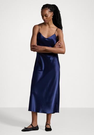 Коктейльное платье