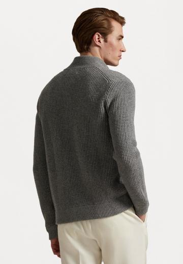 Вязаная кофта