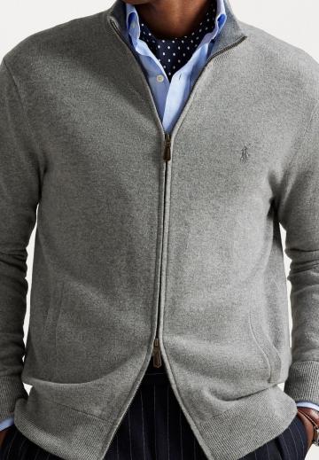 Вязаная кофта