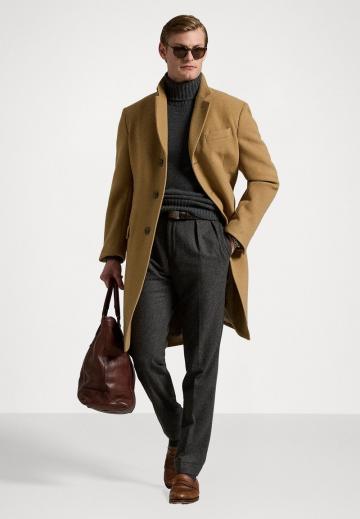 Шерстяное пальто