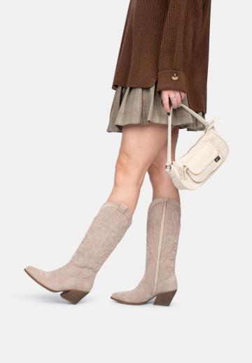 Ковбойские сапоги