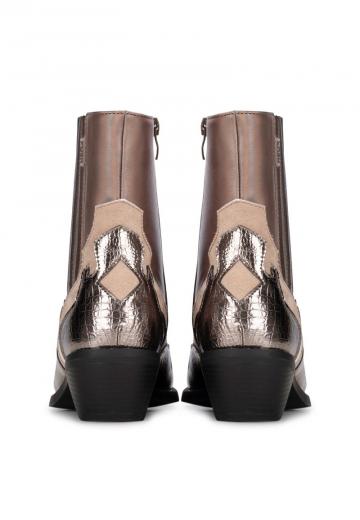 Ковбойские сапожки