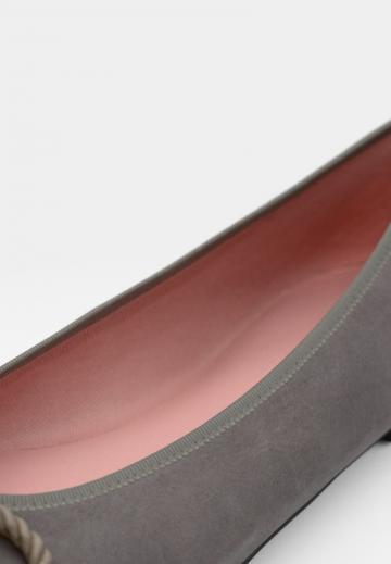 Спортивные балетки