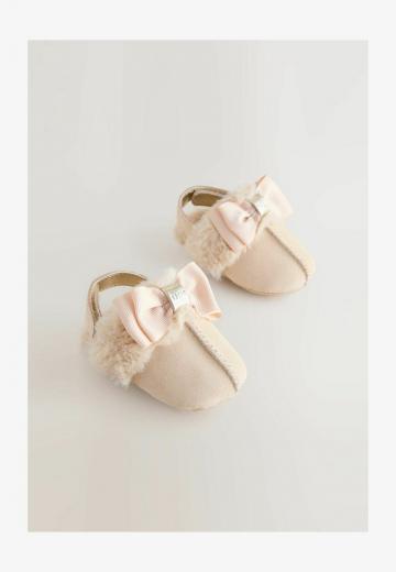 Детская обувь