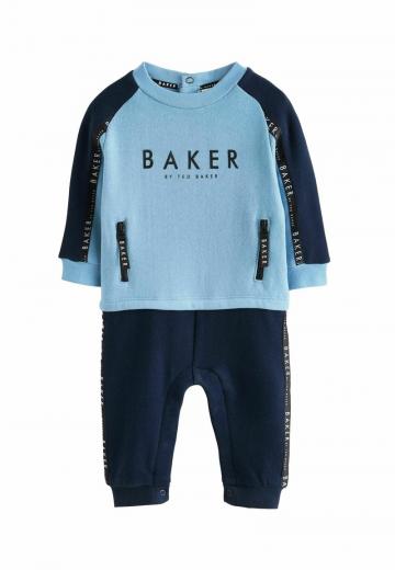 Набор одежды