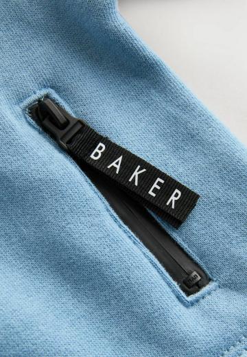 Набор одежды