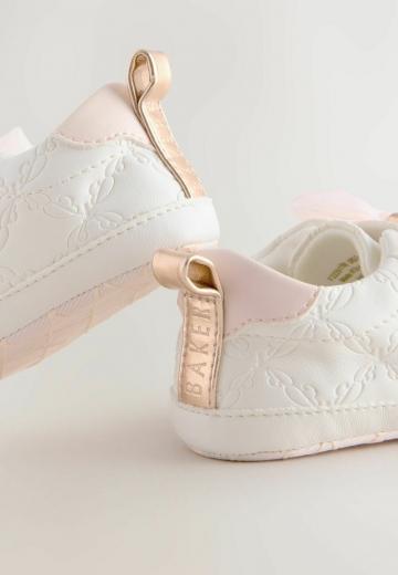 Детская обувь