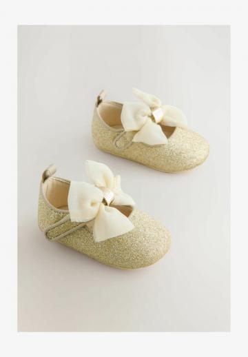 Детская обувь