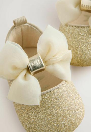 Детская обувь