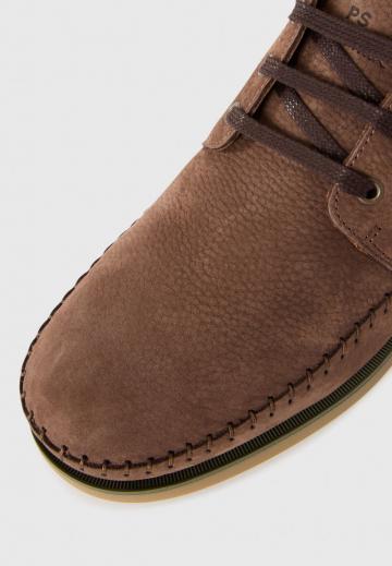 Ботинки на шнуровке