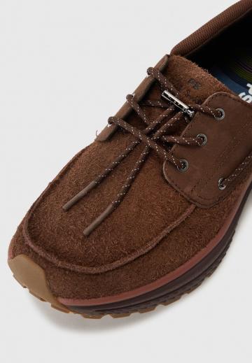 Ботинки на шнуровке