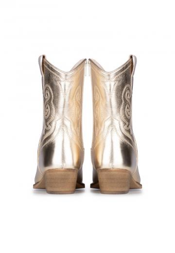 Ковбойские сапожки