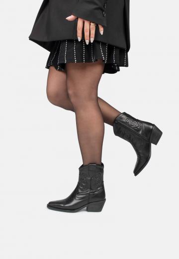 Ковбойские сапожки