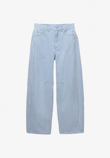 Свободные джинсы