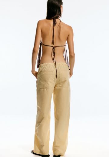 Топ на бретельках