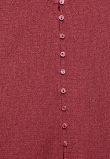 Блузка без рукавов