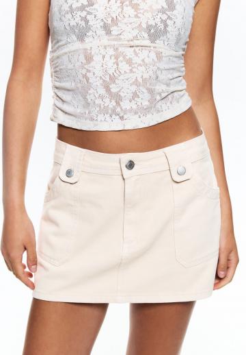 Юбка с накладными карманами