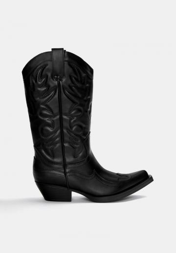 Ковбойские сапоги