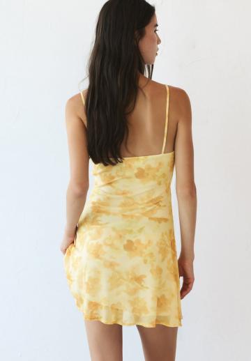 Короткое платье