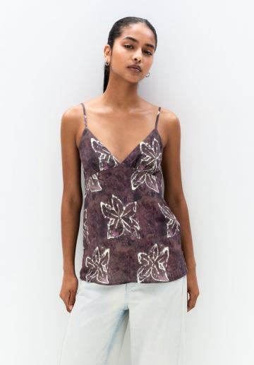 Топ на бретельках