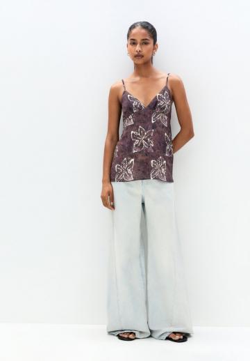 Топ на бретельках