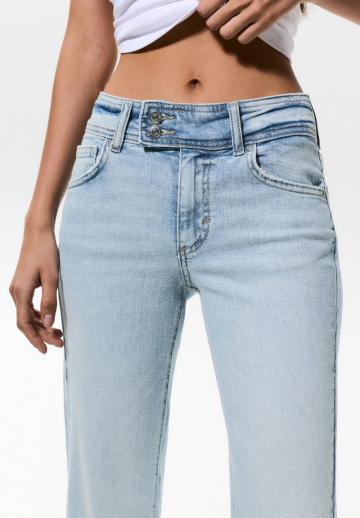 Клешеные брюки