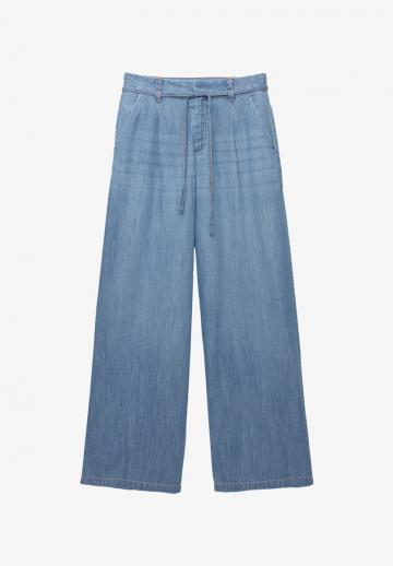 Клешеные джинсы