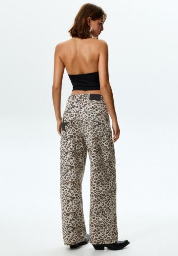 Свободные джинсы