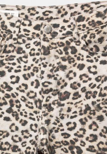 Свободные джинсы