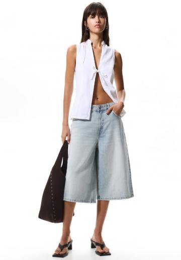 Короткие джинсы