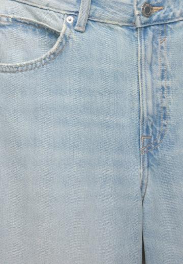 Короткие джинсы