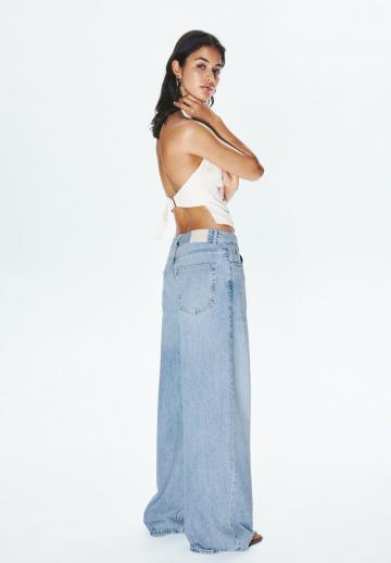 Прямые джинсы