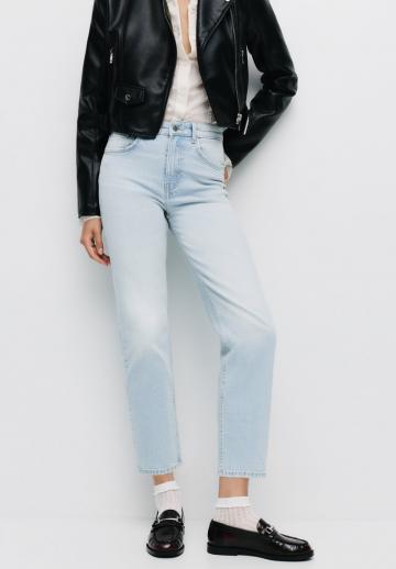 Короткие джинсы