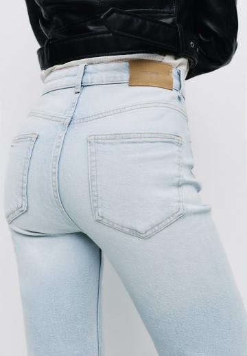 Короткие джинсы