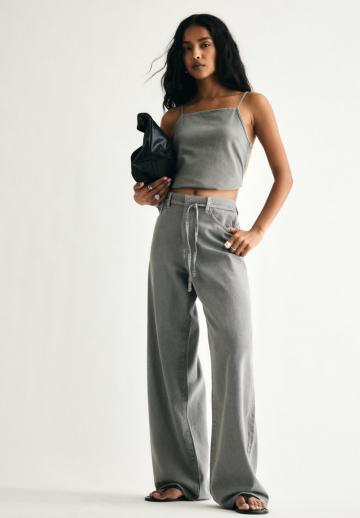 Свободные джинсы