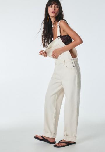 Джинсовый комбинезон