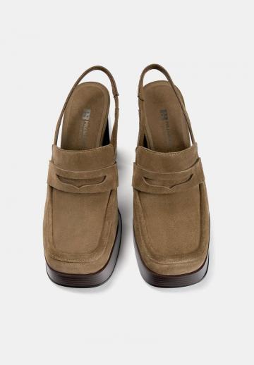 Туфли на высоком каблуке