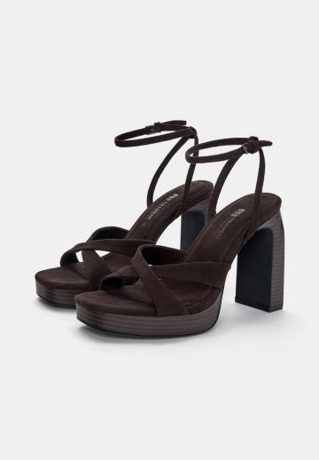 Босоножки на платформе