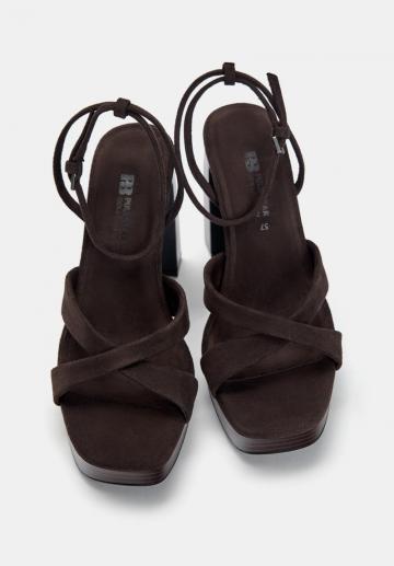 Босоножки на платформе