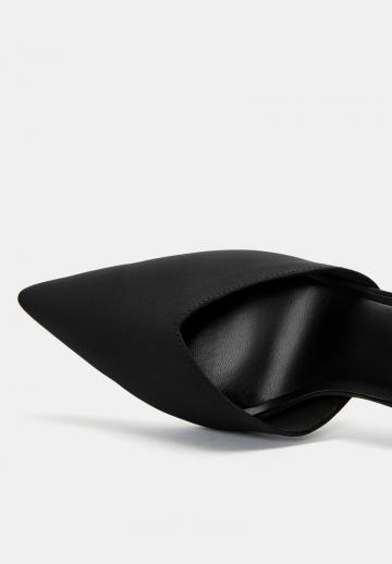 Туфли на высоком каблуке