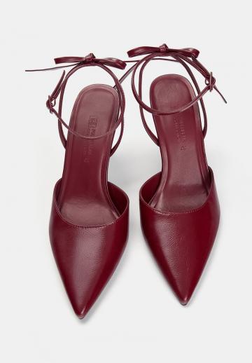 Туфли на высоком каблуке