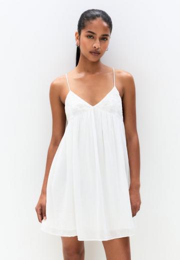 Короткое платье