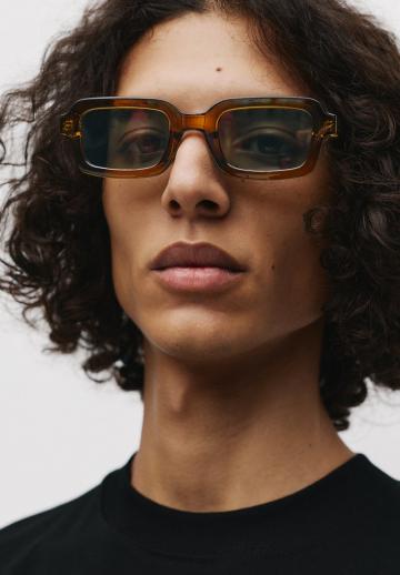 Солнечные очки