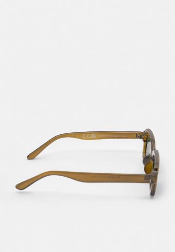 Солнечные очки