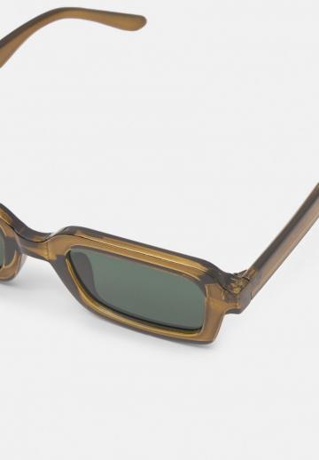 Солнечные очки