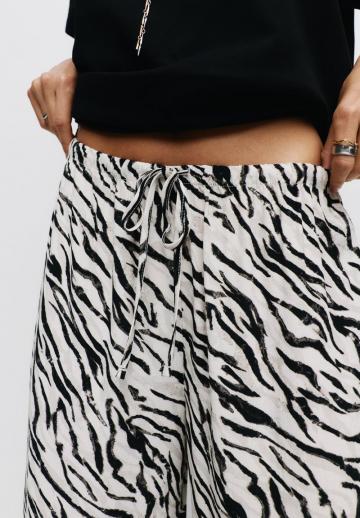 Прямые брюки